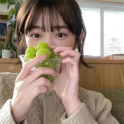 扭曲效应海报
